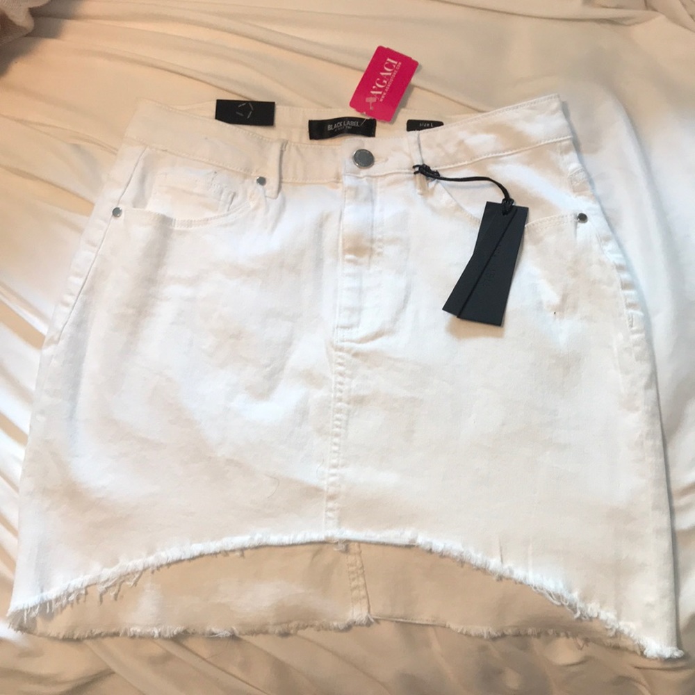 White jean mini skirt!!